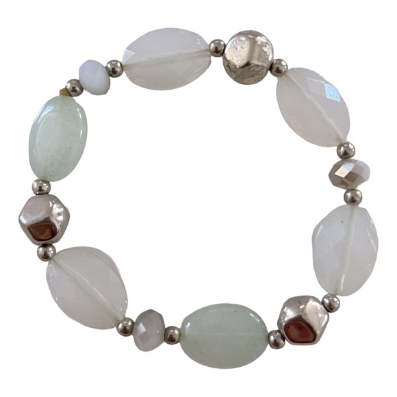 Beaded Silver & White Natural Stone Stretch Bracelet - Picture 1 of 5